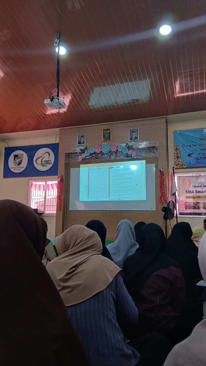 Murid-murid SMART Sukses School Membaca 10 Ayat Surat Al-Kahfi Bersama-sama